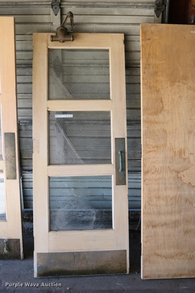 image for item EE9928 Building materials