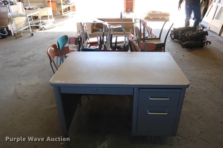 image for item EE9929 Furniture