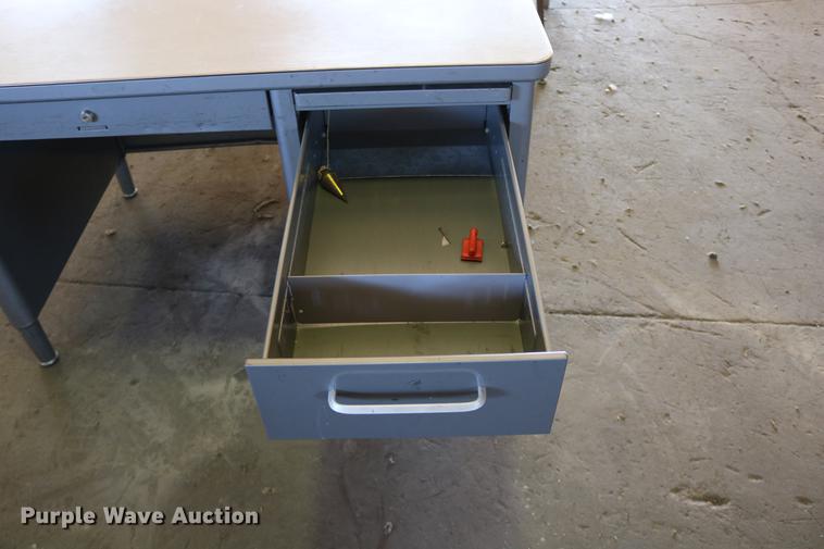 image for item EE9929 Furniture