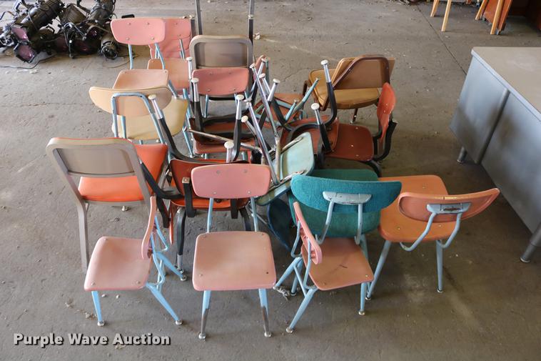 image for item EE9929 Furniture