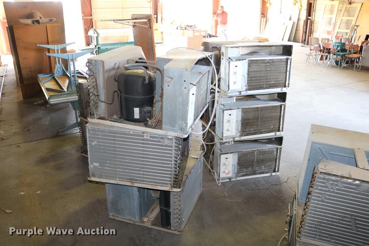 image for item EE9930 (14) GE window air conditioning units