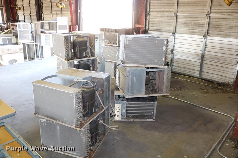 image for item EE9930 (14) GE window air conditioning units
