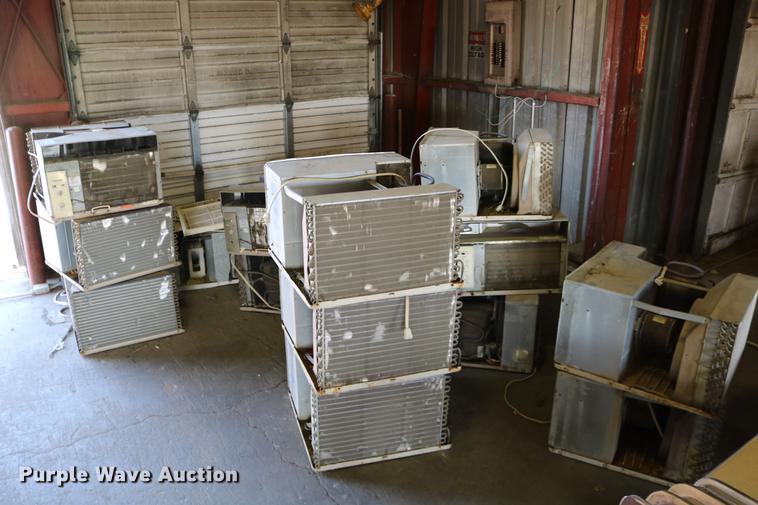 image for item EE9930 (14) GE window air conditioning units