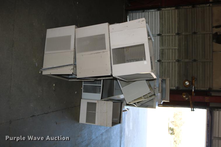 image for item EE9930 (14) GE window air conditioning units