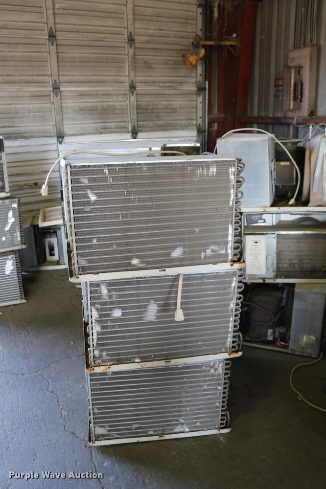 image for item EE9930 (14) GE window air conditioning units