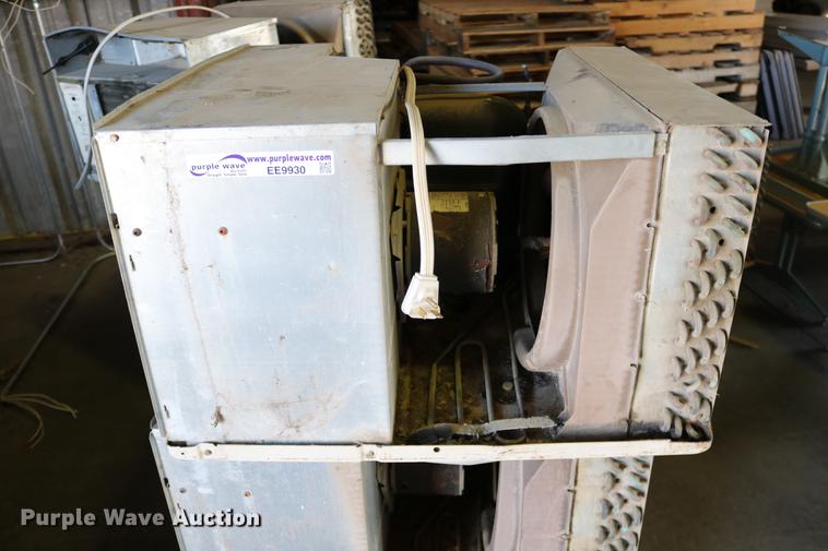 image for item EE9930 (14) GE window air conditioning units