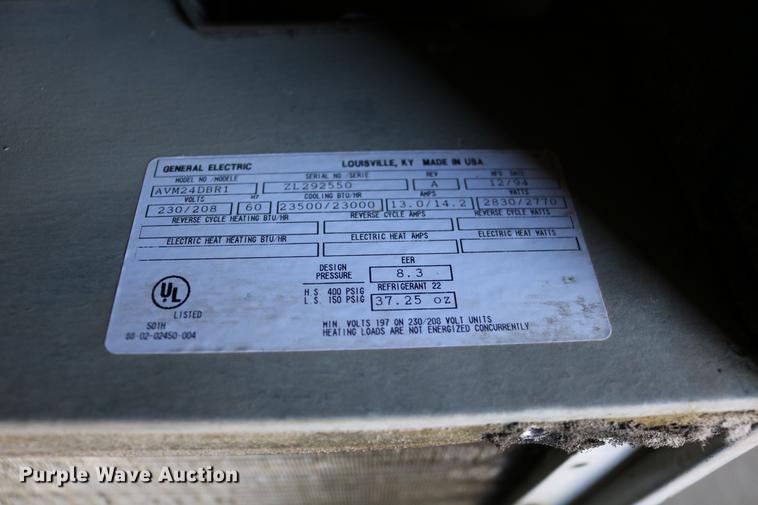 image for item EE9930 (14) GE window air conditioning units