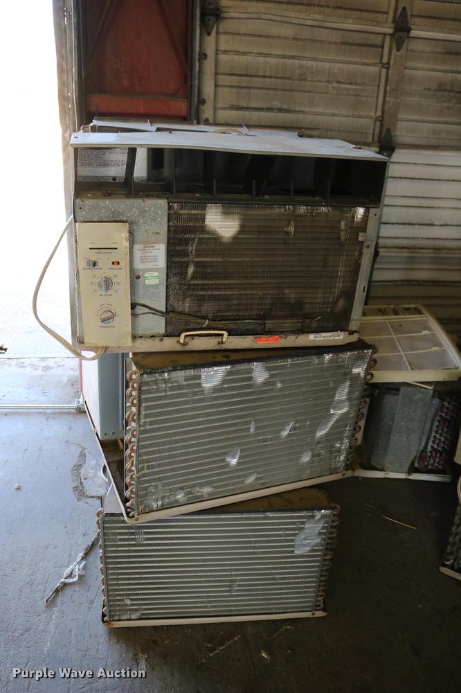 image for item EE9930 (14) GE window air conditioning units