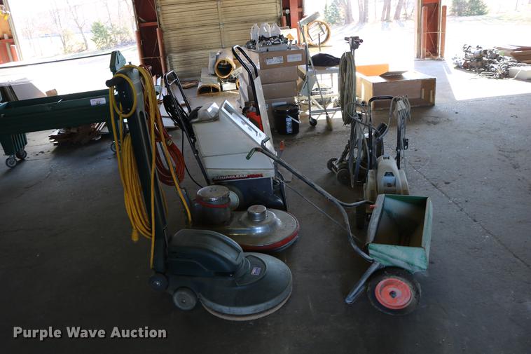 image for item EE9933 Tools