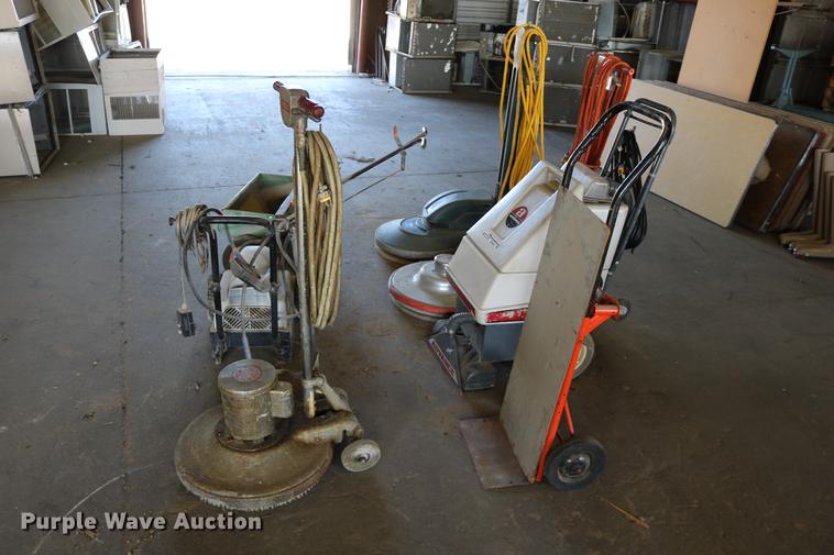 image for item EE9933 Tools