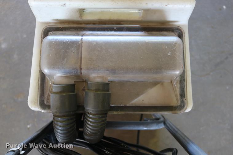 image for item EE9933 Tools