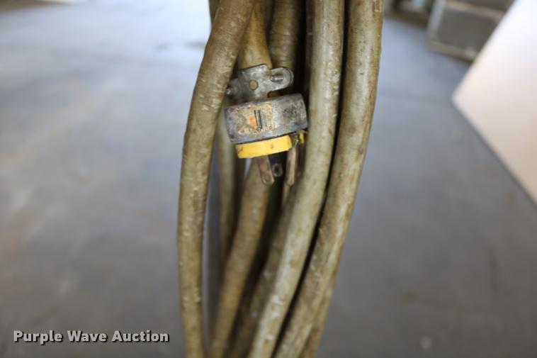 image for item EE9933 Tools