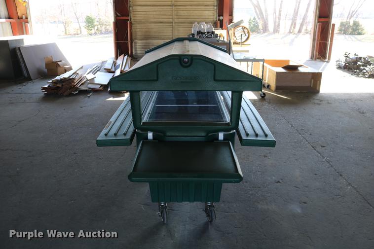 image for item EE9934 Cambro food bar