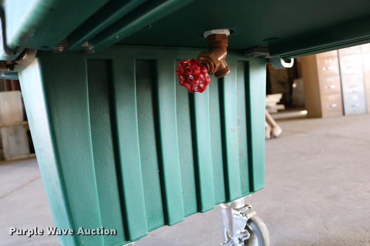 image for item EE9934 Cambro food bar