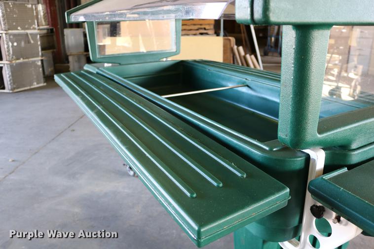 image for item EE9934 Cambro food bar