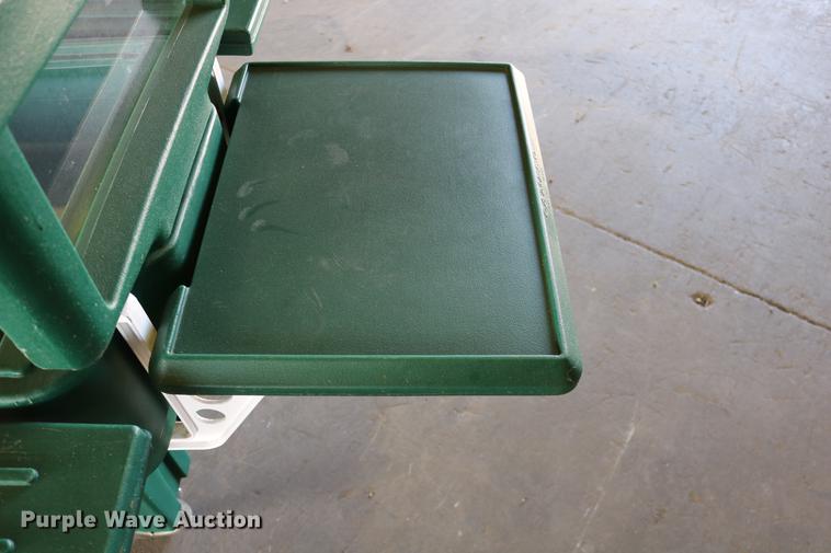 image for item EE9934 Cambro food bar