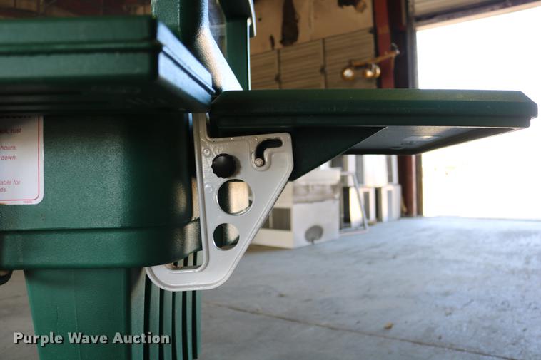 image for item EE9934 Cambro food bar