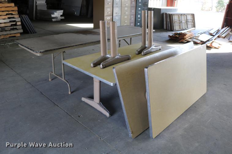 image for item EE9935 (4) tables