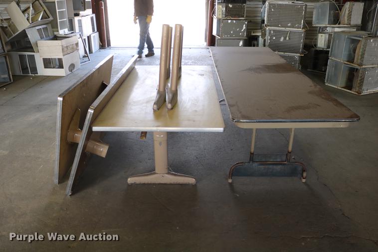 image for item EE9935 (4) tables