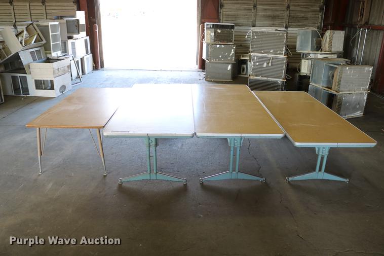 image for item EE9936 (4) tables