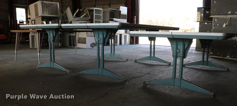 image for item EE9936 (4) tables