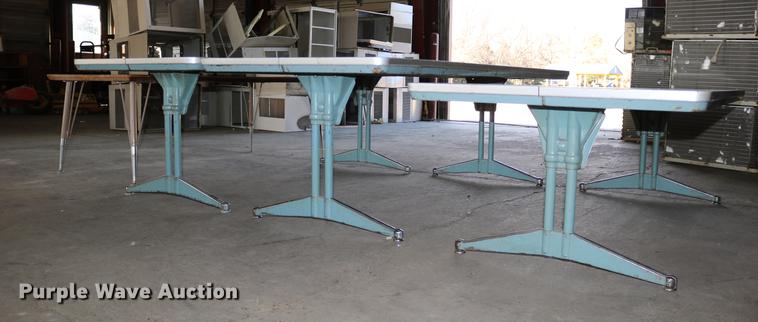 image for item EE9936 (4) tables