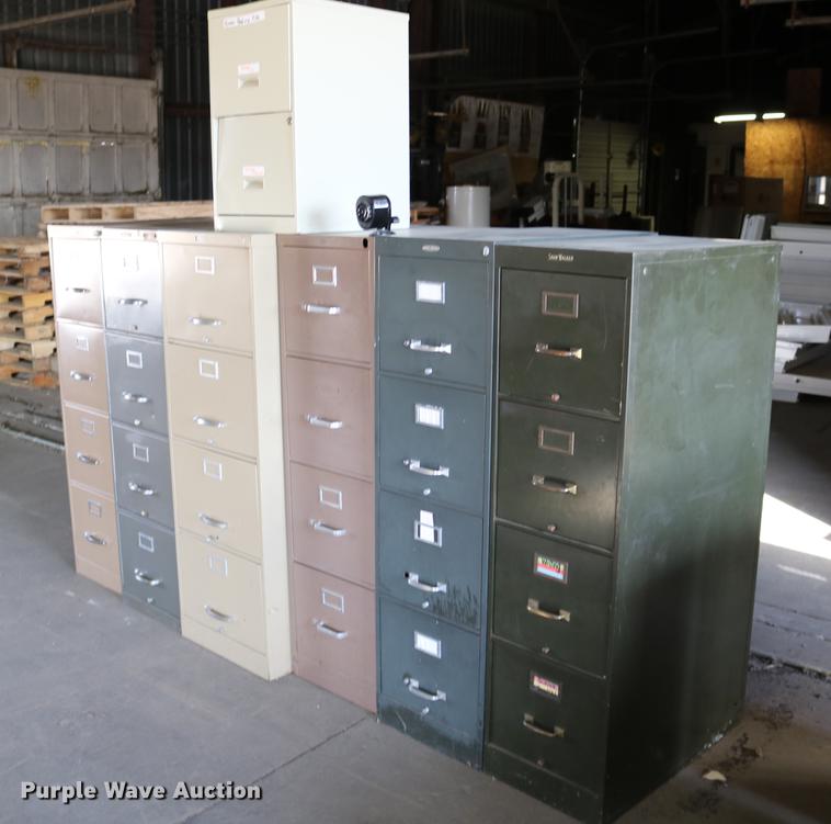image for item EE9937 (7) filing cabinets