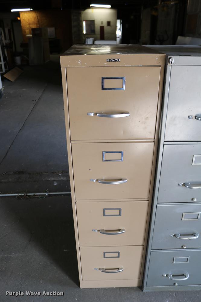 image for item EE9937 (7) filing cabinets
