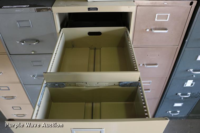 image for item EE9937 (7) filing cabinets
