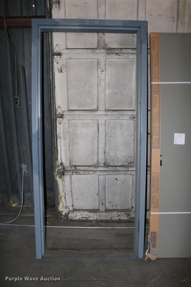 image for item EE9939 Building materials