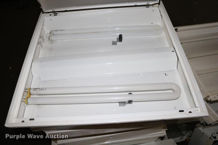 image for item EE9940 Building materials