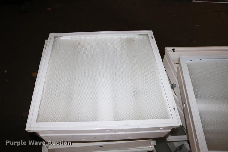 image for item EE9940 Building materials