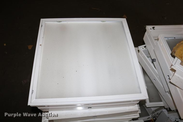 image for item EE9940 Building materials