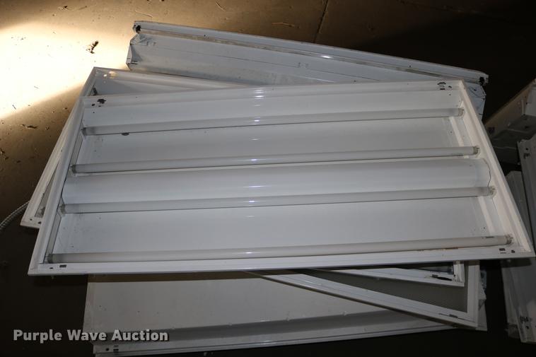 image for item EE9940 Building materials