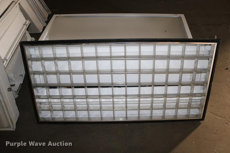 image for item EE9940 Building materials