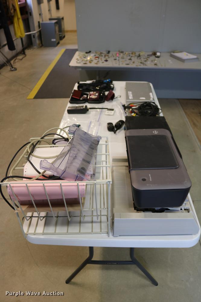 image for item EE9959 Electronics