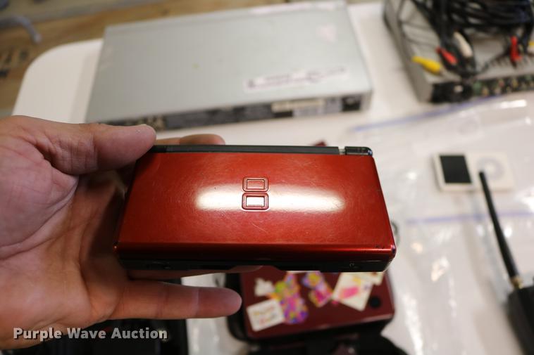 image for item EE9959 Electronics