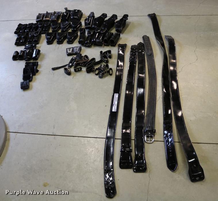 image for item EE9960 Law enforcement apparel