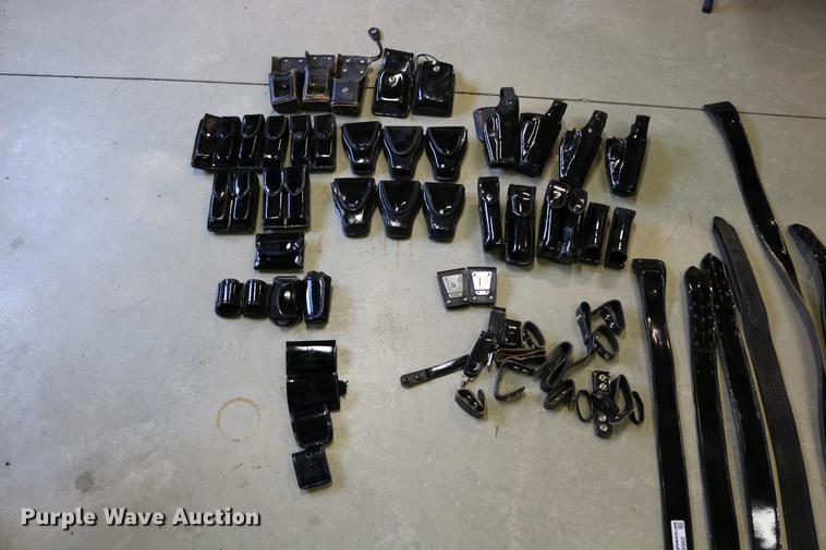 image for item EE9960 Law enforcement apparel