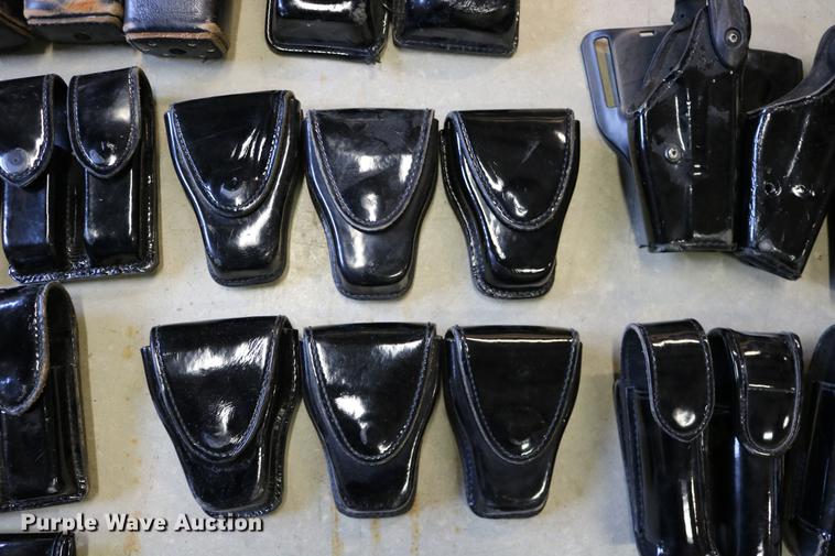 image for item EE9960 Law enforcement apparel