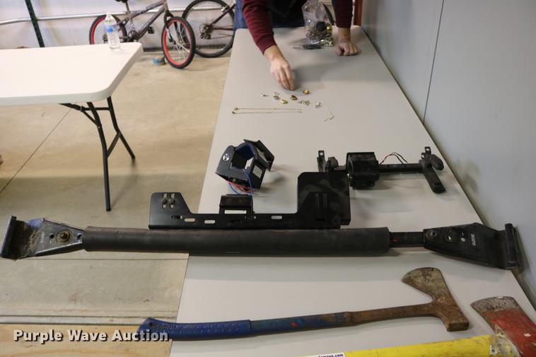 image for item EE9961 Tools