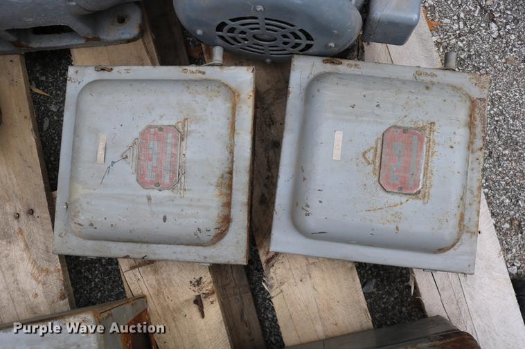 image for item EE9964 Tools