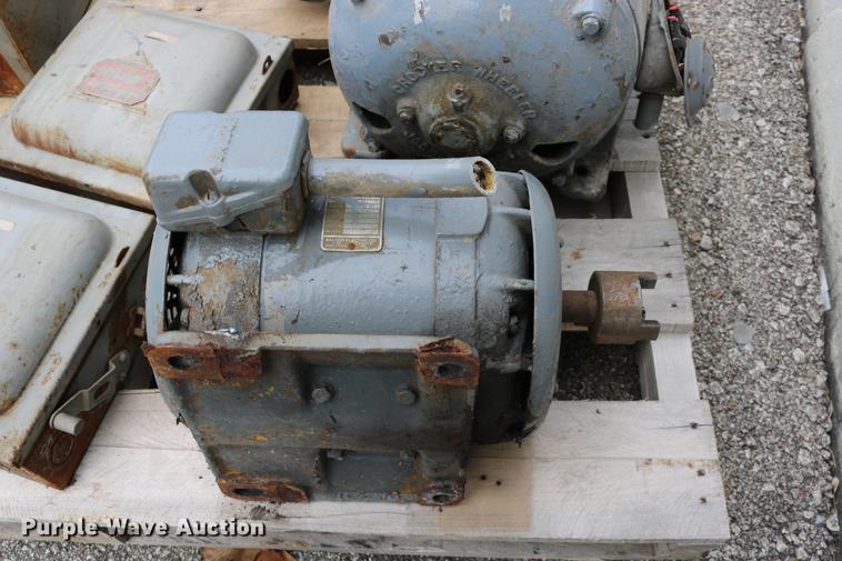 image for item EE9964 Tools