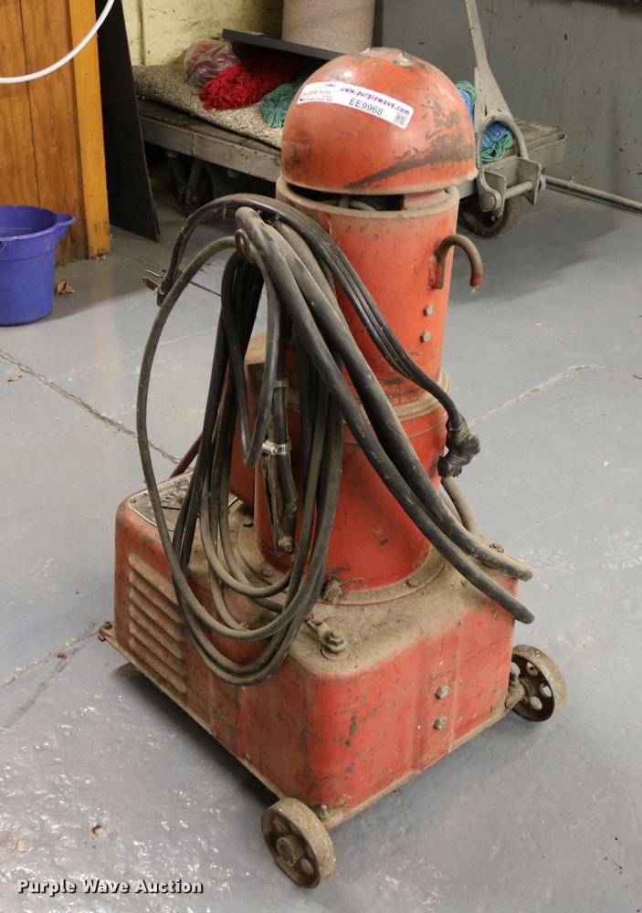 image for item EE9968 Lincoln Lincwelder DC 250MK welder