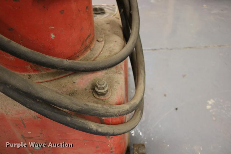 image for item EE9968 Lincoln Lincwelder DC 250MK welder