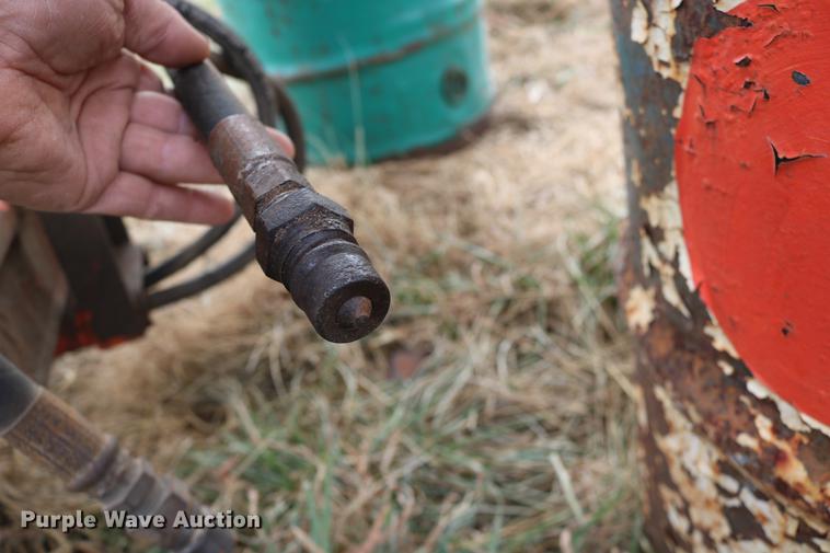 image for item EE9981 Warren E/HC2400-14 spreader