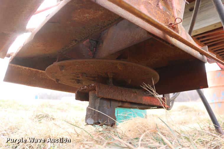 image for item EE9981 Warren E/HC2400-14 spreader