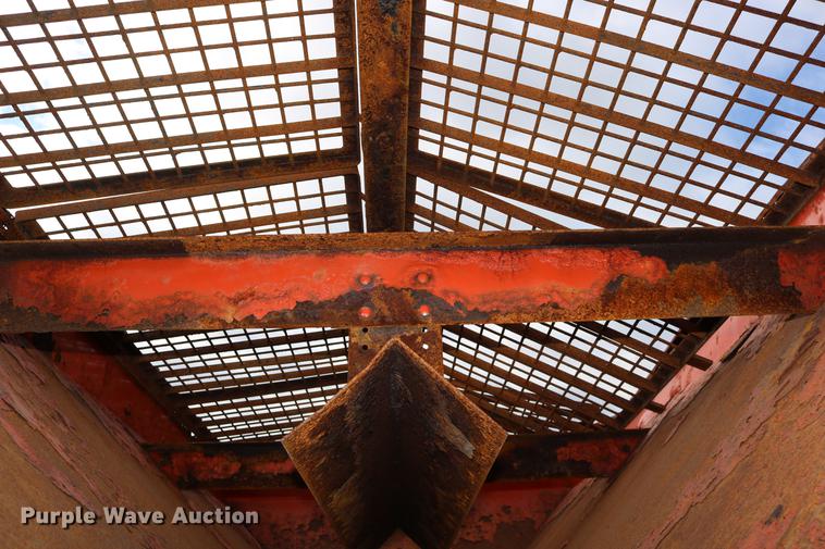 image for item EE9981 Warren E/HC2400-14 spreader