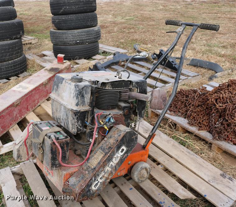 image for item EE9982 Concrete saw