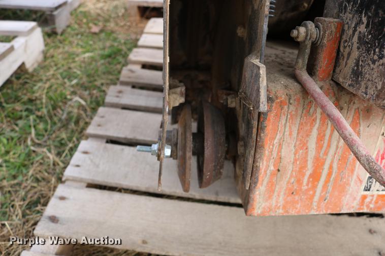 image for item EE9982 Concrete saw